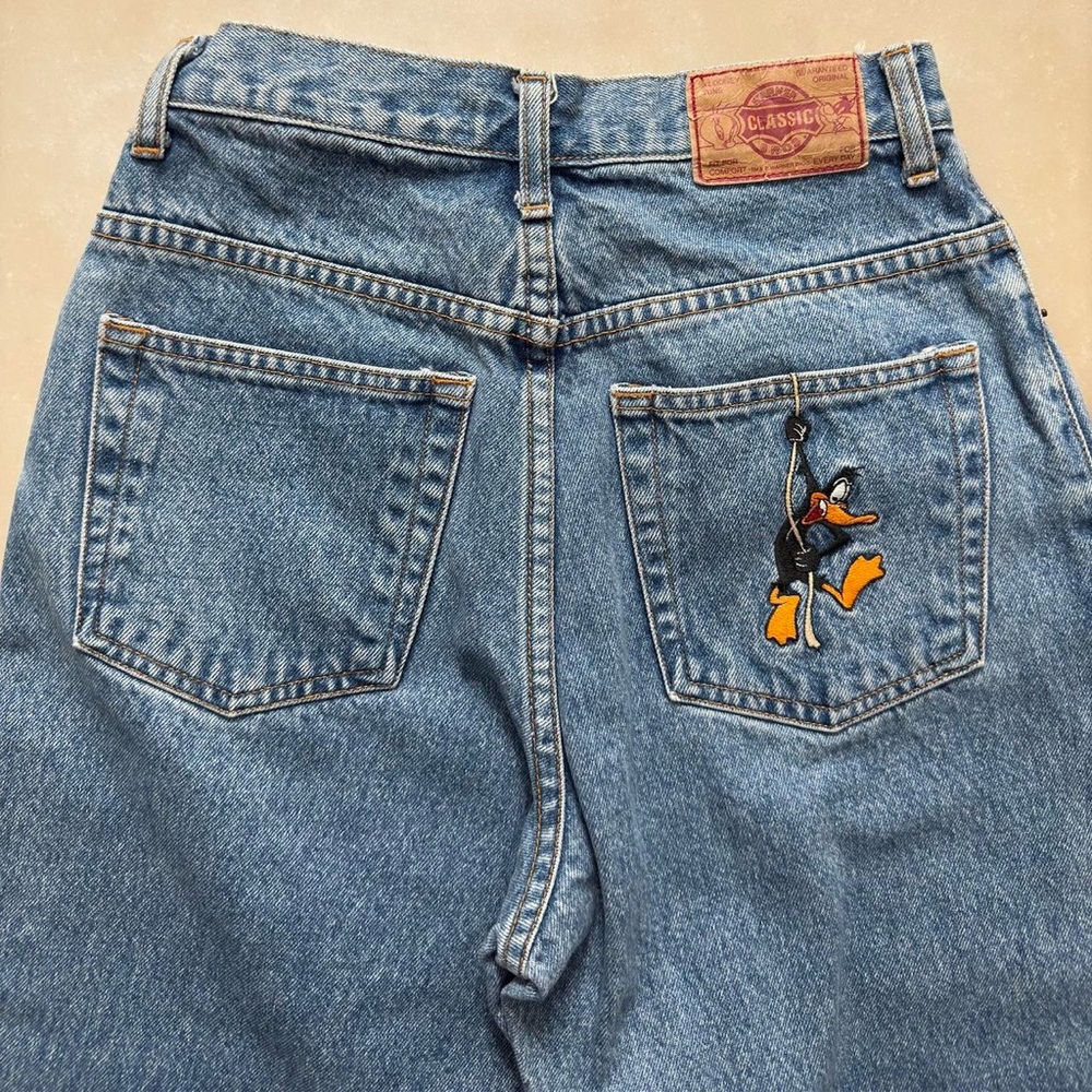 Looney Tunes Classic Vintage 1995 Jeans - Picture 8 of 8